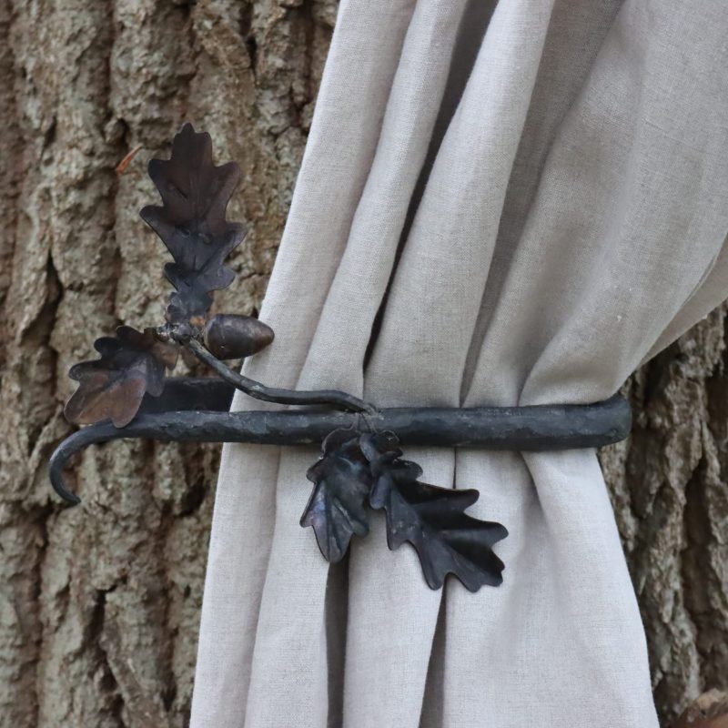 Home sylvan curtain holdback