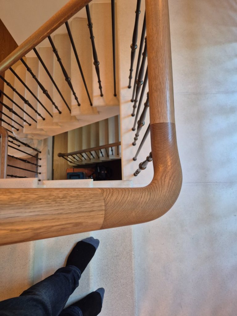Understanding Your Wooden Handrail Handrail corner joint viewed from above